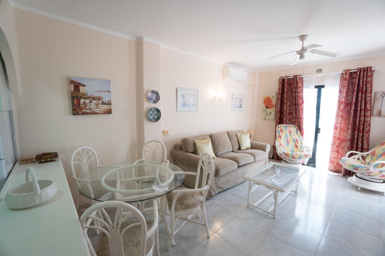 Capistrano Playa 512 Menyber Appartement Nerja Buitenkant foto